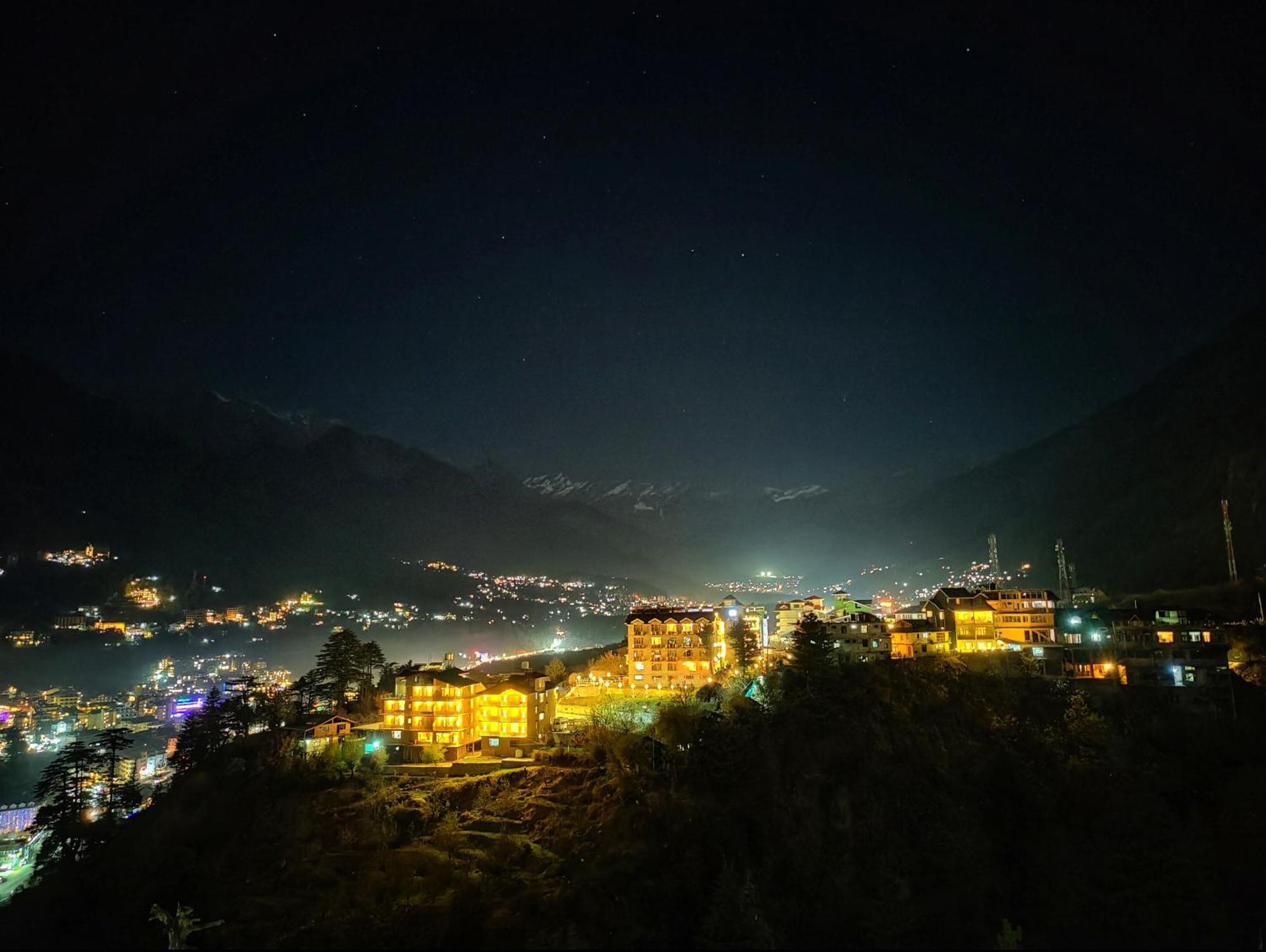 A Star Regency Hotel Manali Near Mall Road - Manali (Himachal Pradesh) — Photos 3